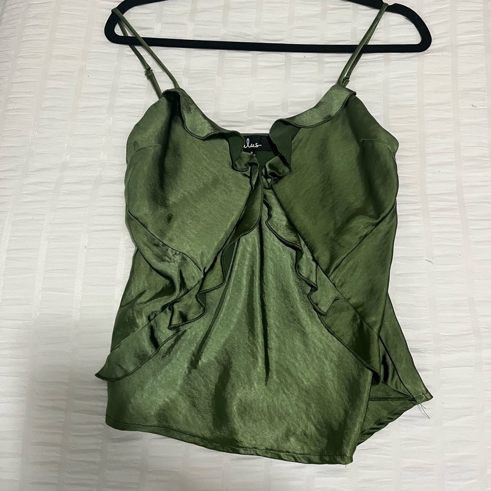 Lulus green silk tank with ruffle